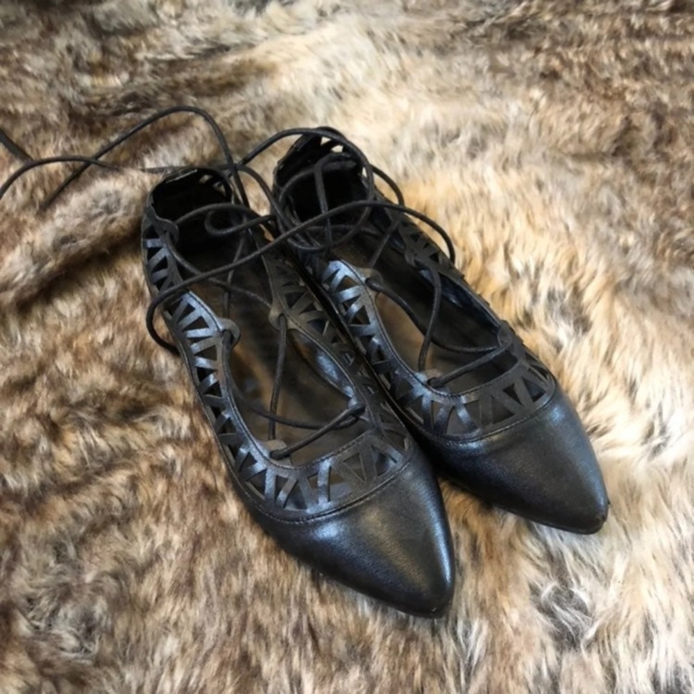 CR LACE UP FLATS 8